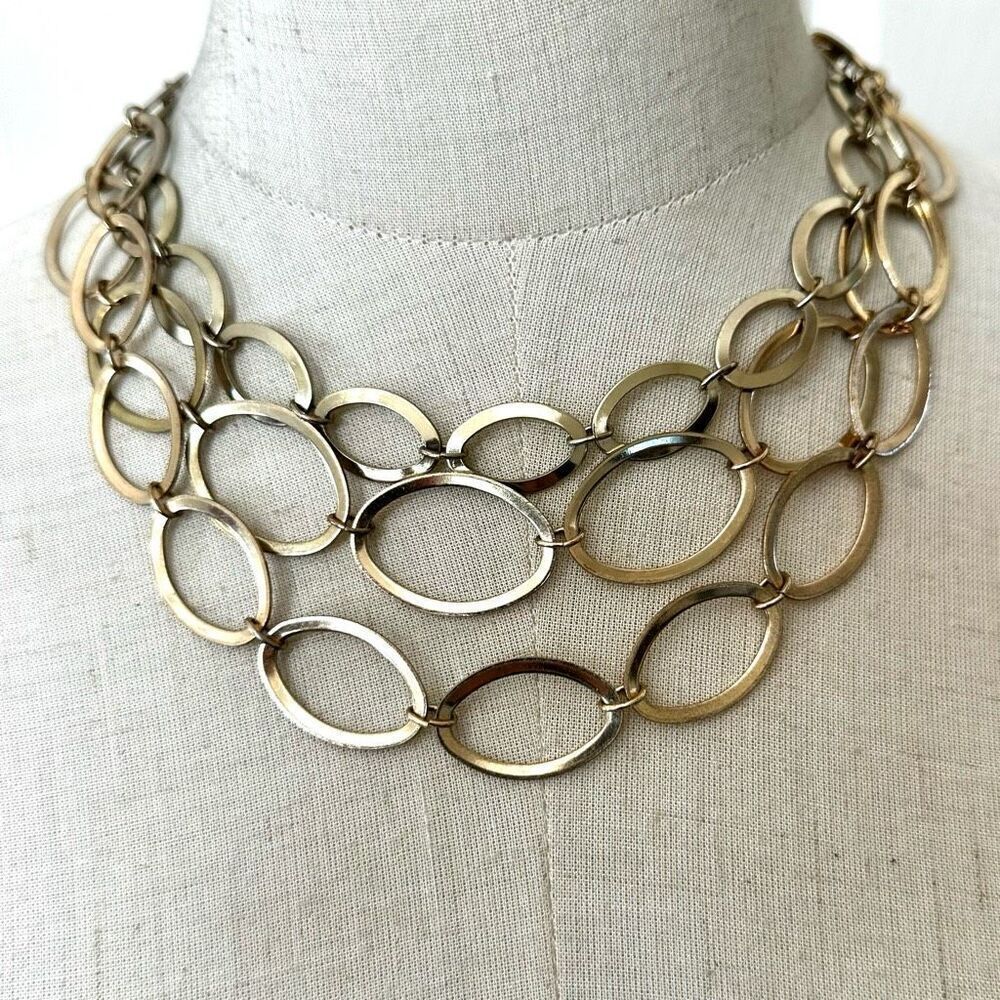 W Gold tone triple strand link circle necklace